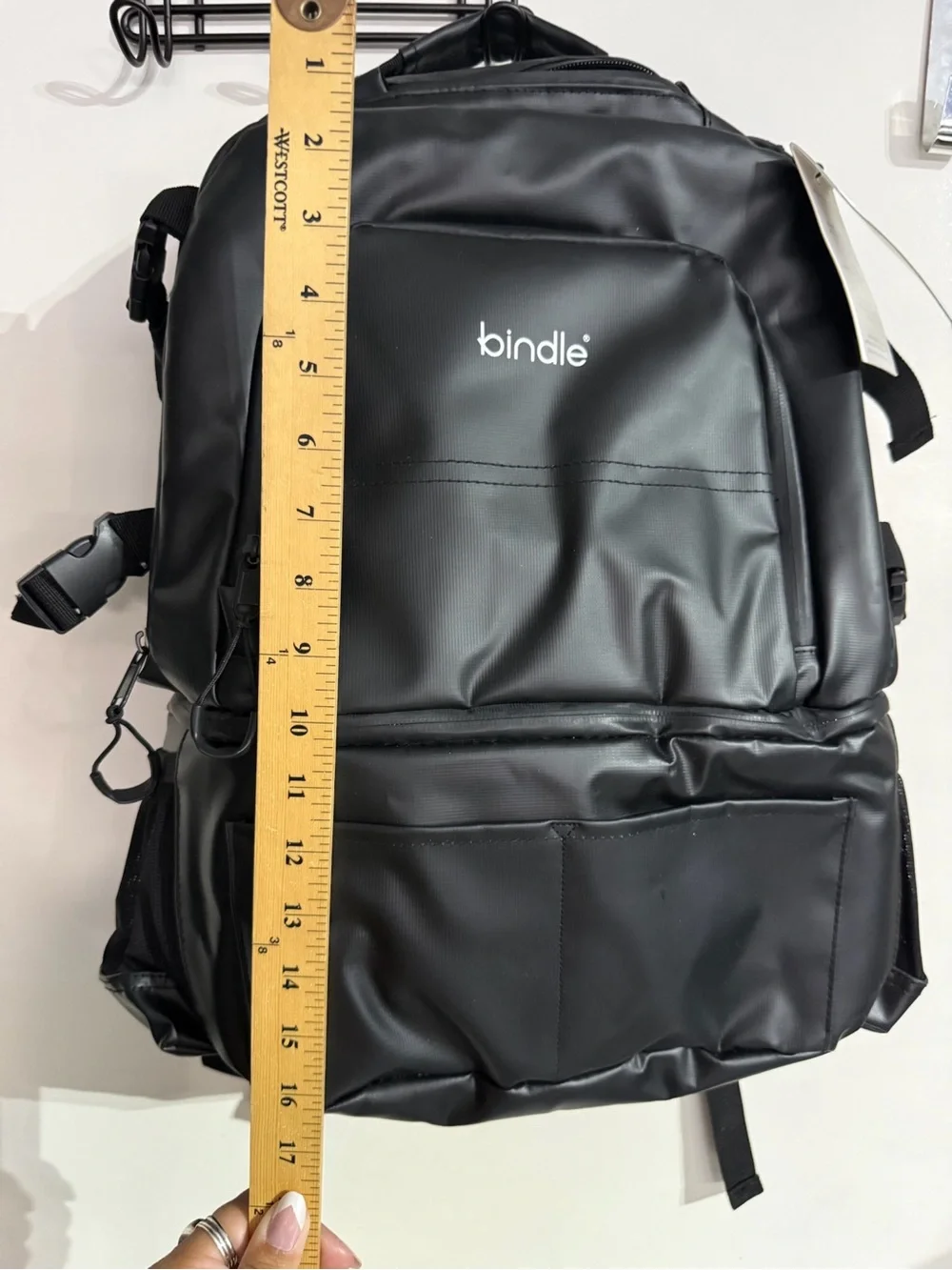 BNWT Bindle The Cooler Backpack Black